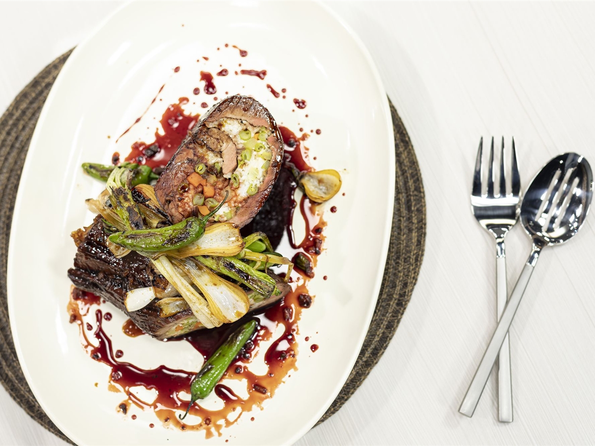 Rollo de Carne al Horno con BBQ de Betabel - El Gourmet
